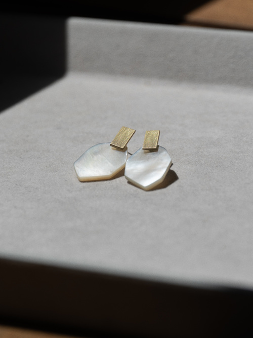 CANDY 白蝶貝 ピアス
