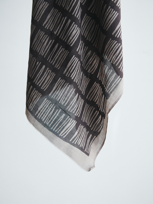  【New】Line Check shawl -Grey-