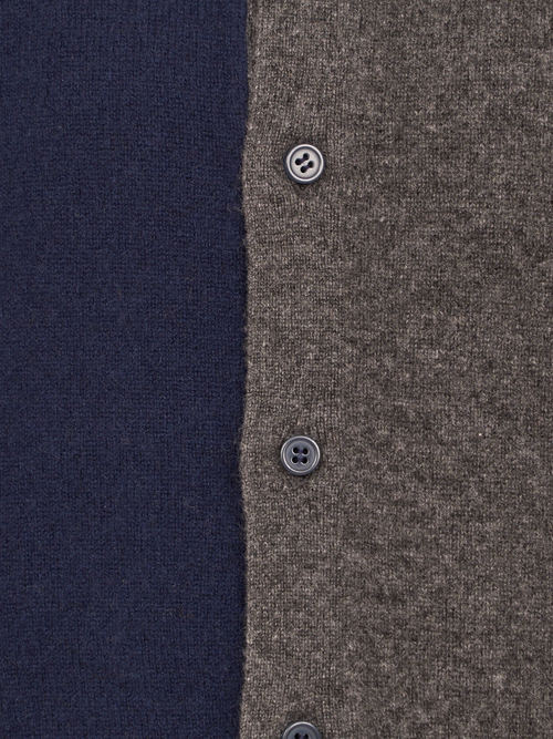 【受注商品】two-tone cashmere cardigan・NAVY×GRAY