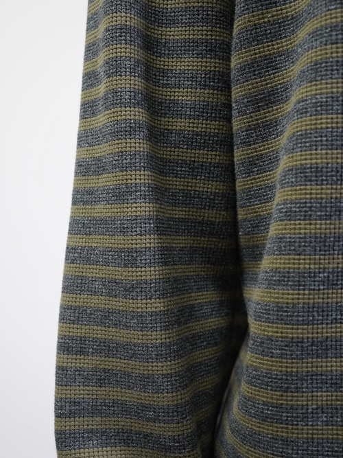 00's BANANA REPUBLIC henry border thermal cut sew
