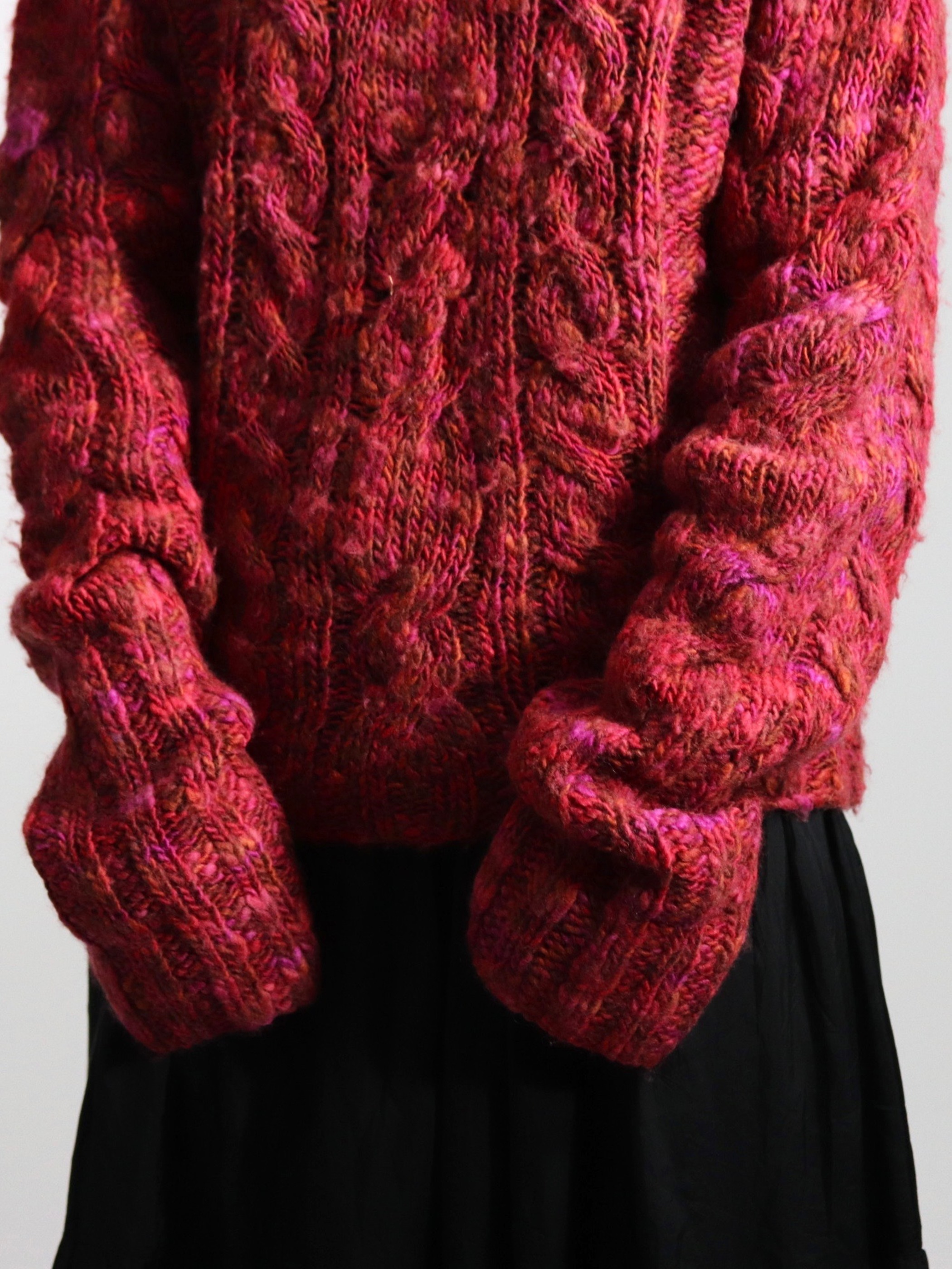 Short length turtleneck knit 