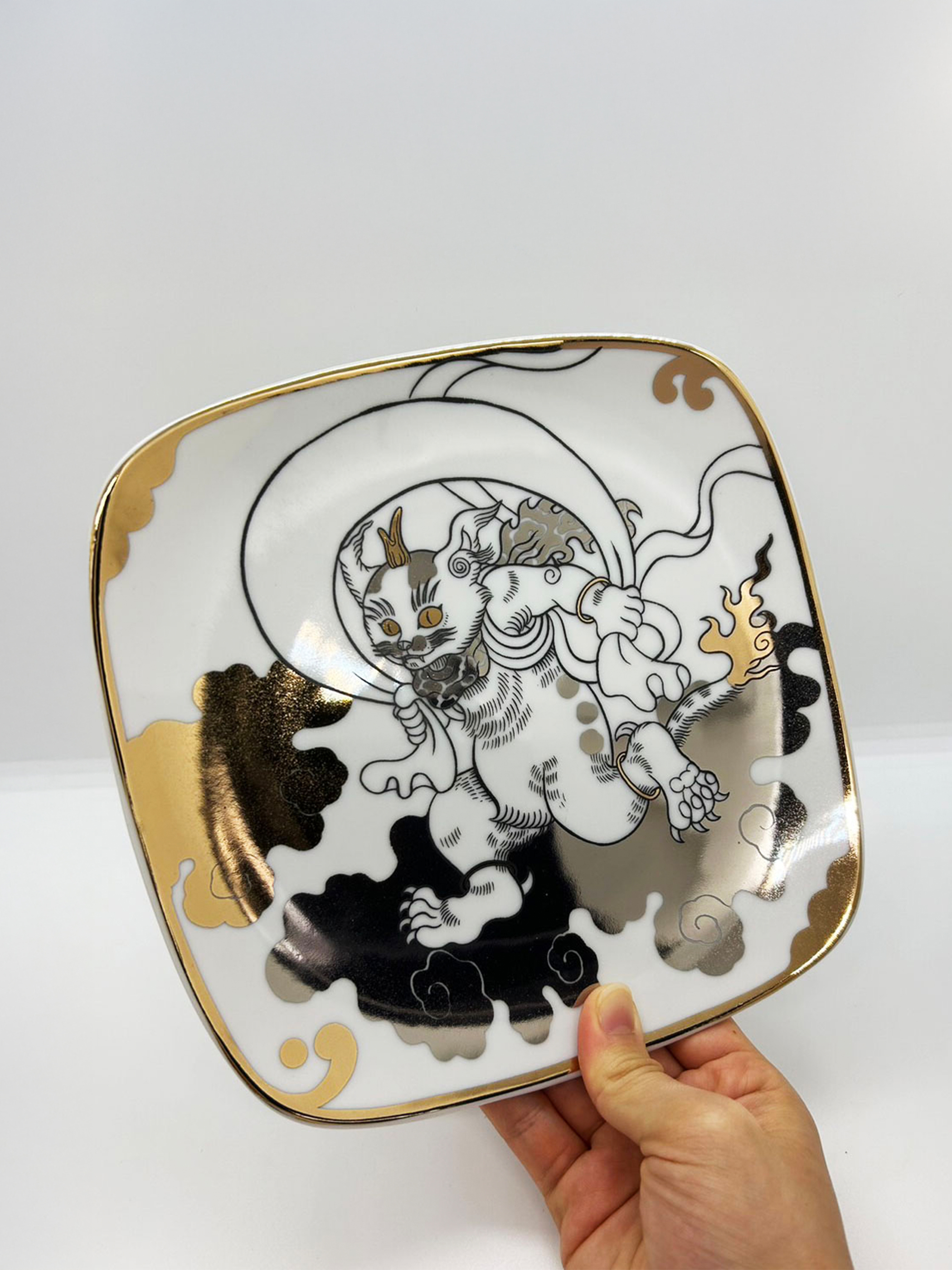 石黒亜矢子個人専門店 月光蔵 | 「十一風神絵皿」