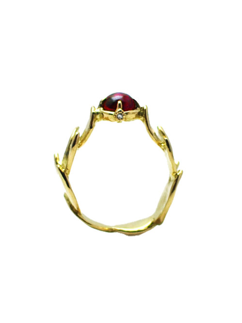月桂冠とルビーのリング : laurel wreath ruby ring