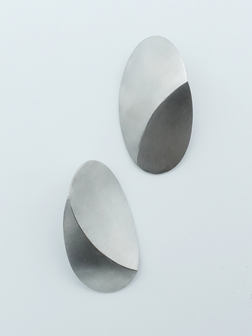 Courve o earrings 2