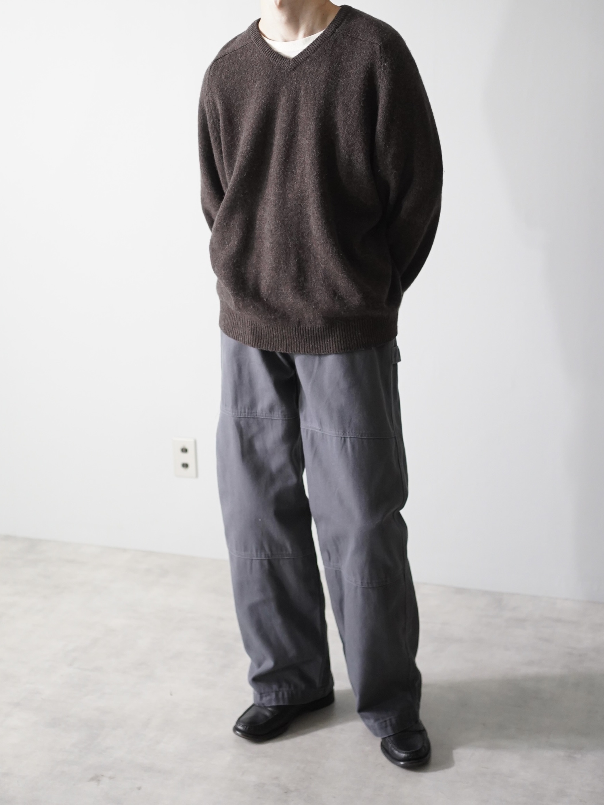 STRUCTURE URBAN WEAR 100% Lambwool V-neck knit sweater/Made in Hong Kong