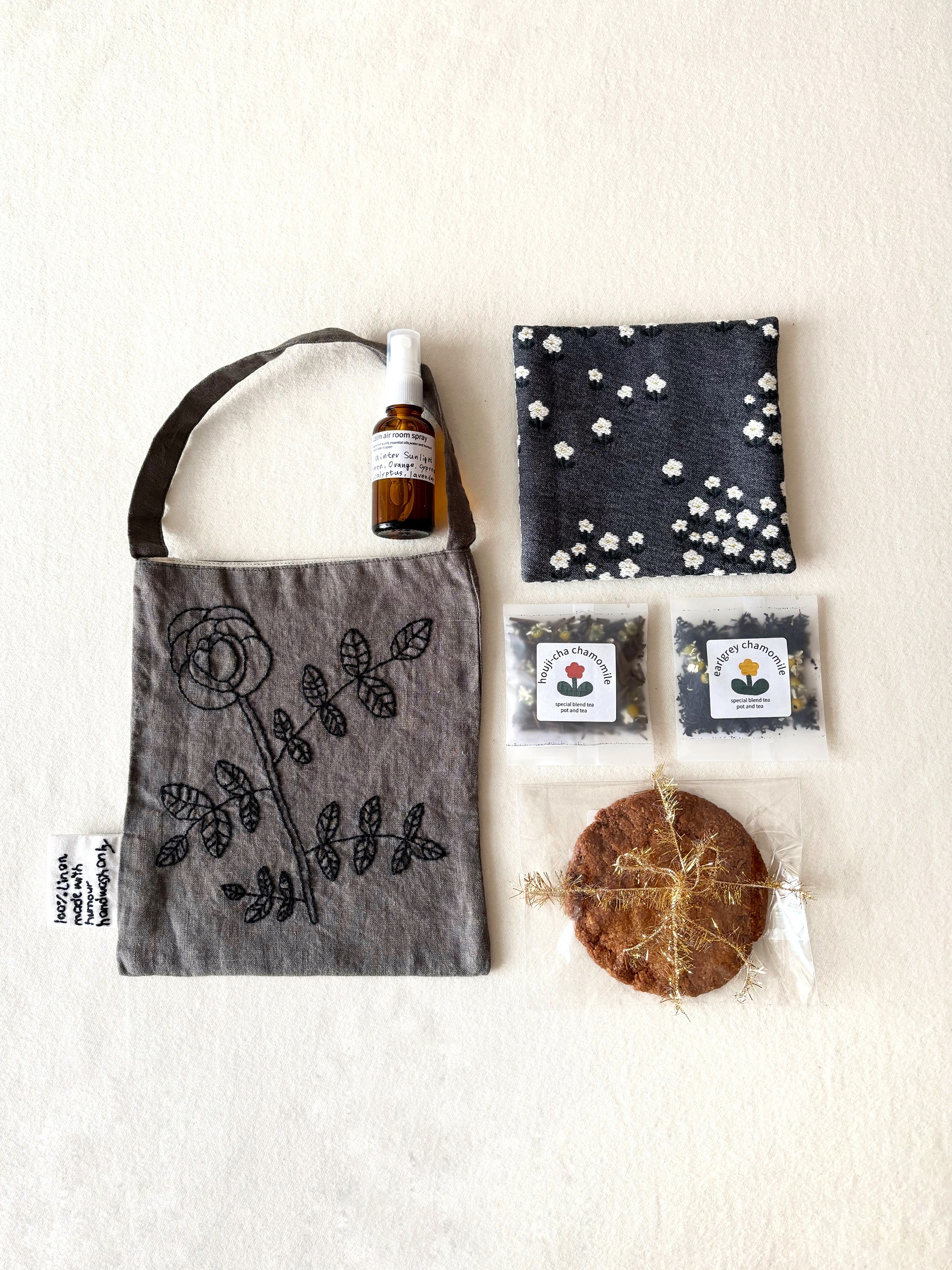 クリスマス限定商品【バラの花ｂｇグレーset】