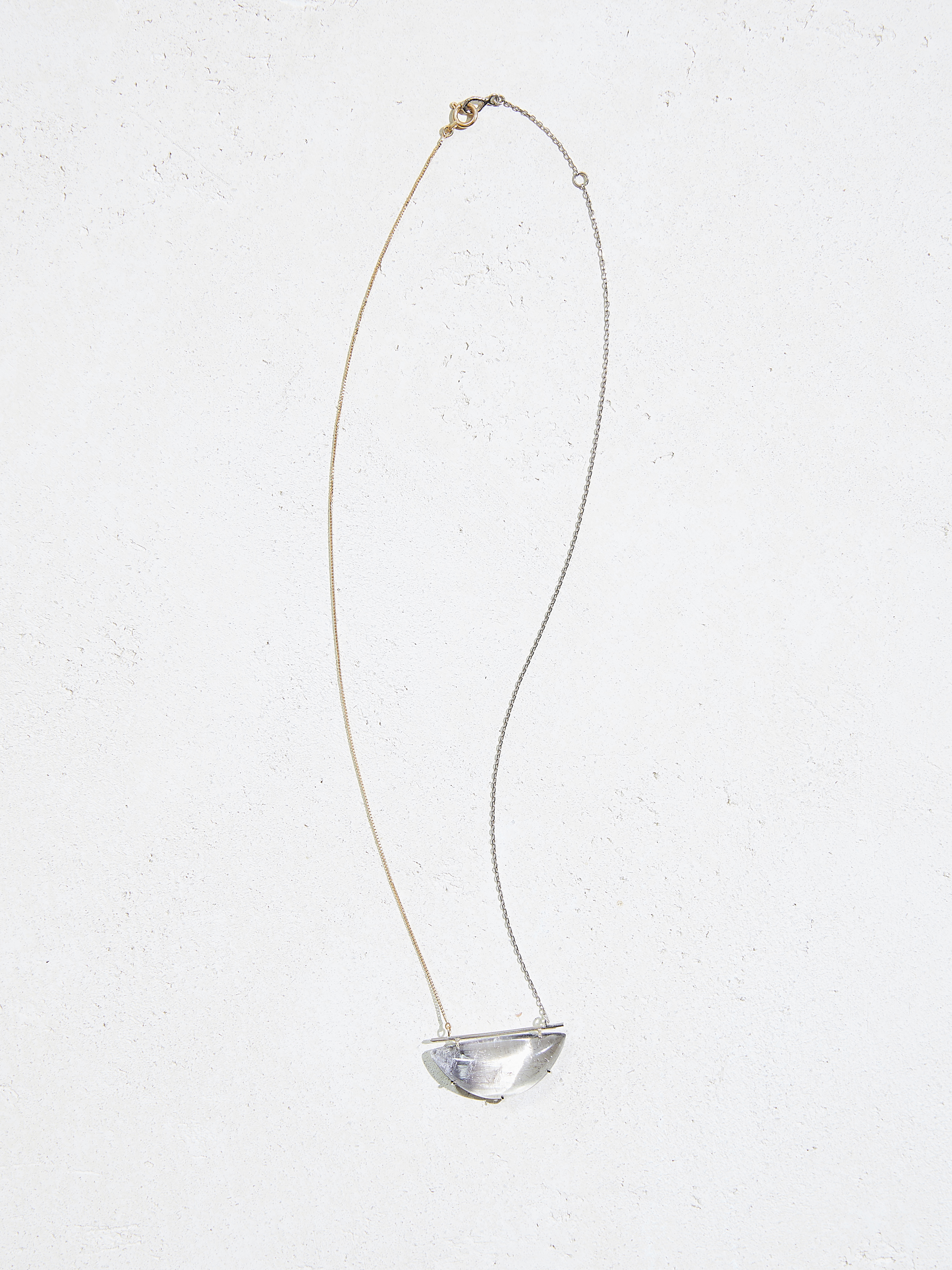 【SOLD OUT】BROOKITE IN QUARTZ NECKLACE