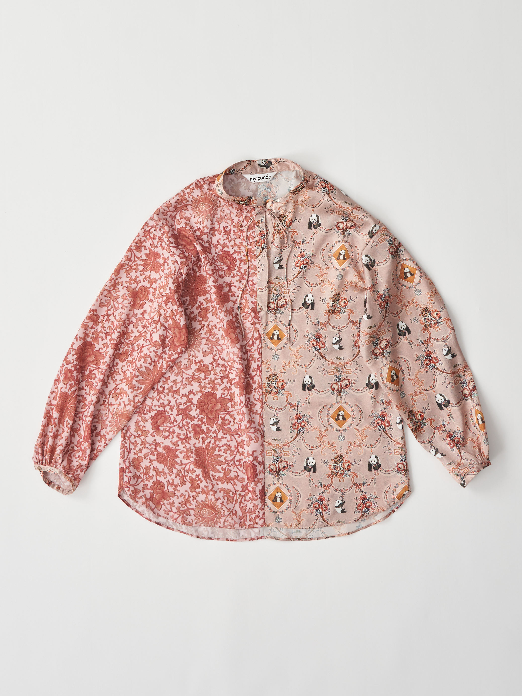【受注商品】panda printed blouse・BEIGE×PINK