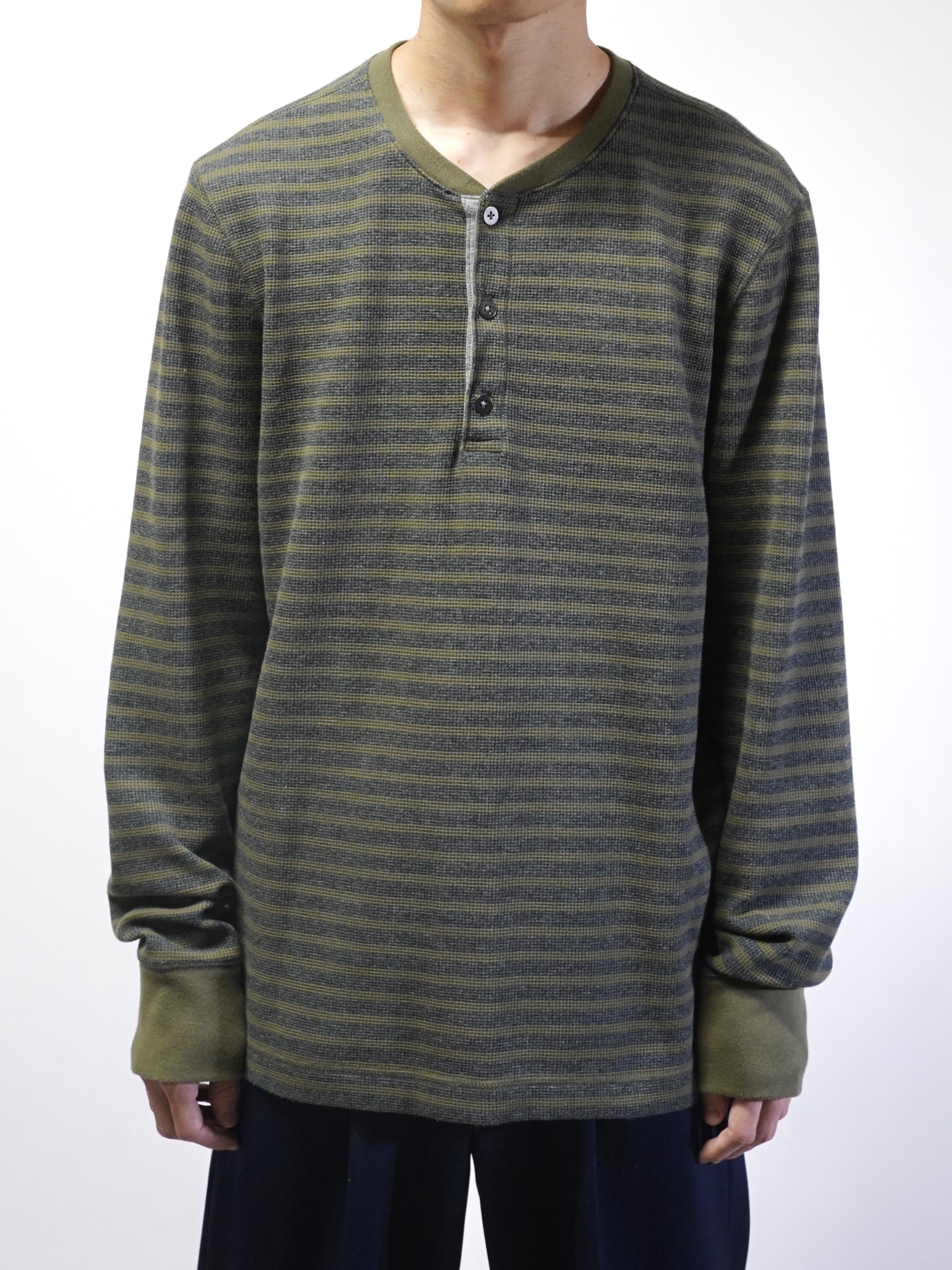 00's BANANA REPUBLIC henry border thermal cut sew