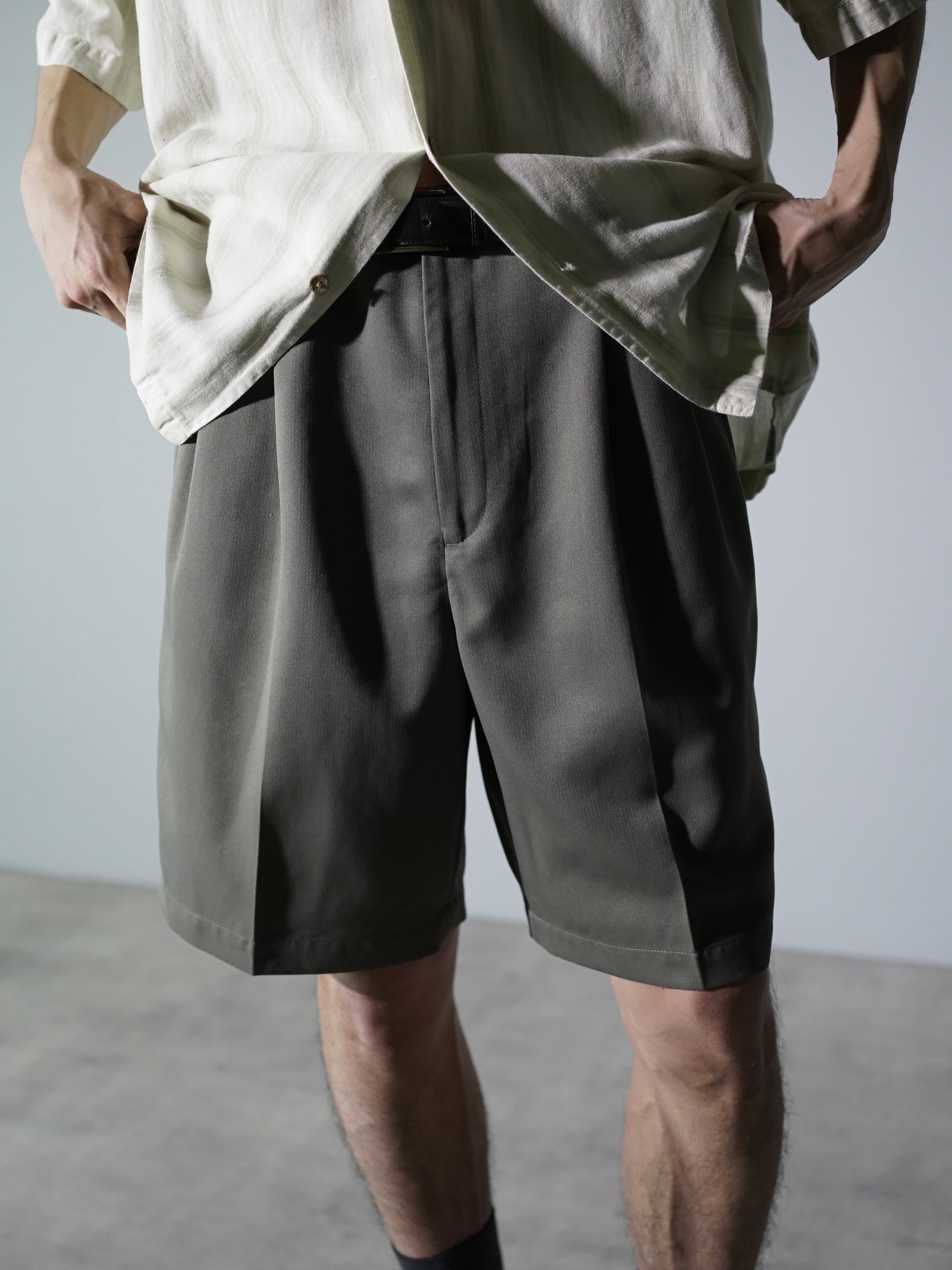 Claiborne Polyester herringbone 2tuck slacks shorts