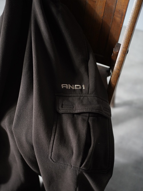 AND1 Wide Sweat Cargo pants