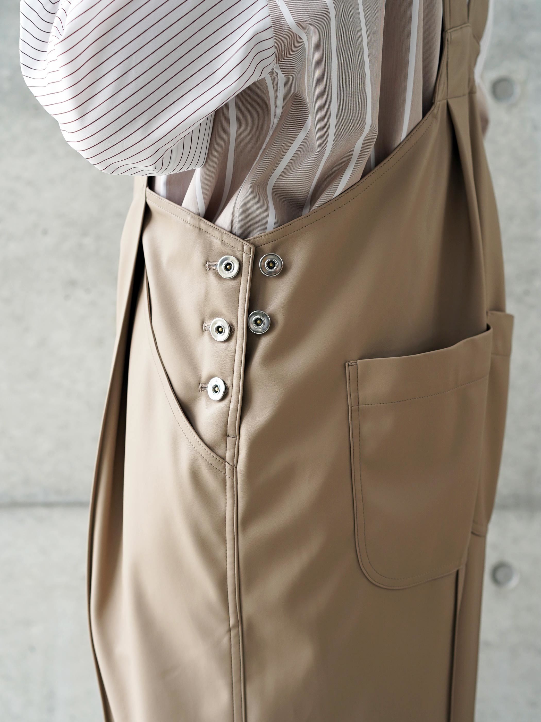 Center Pleats Over All