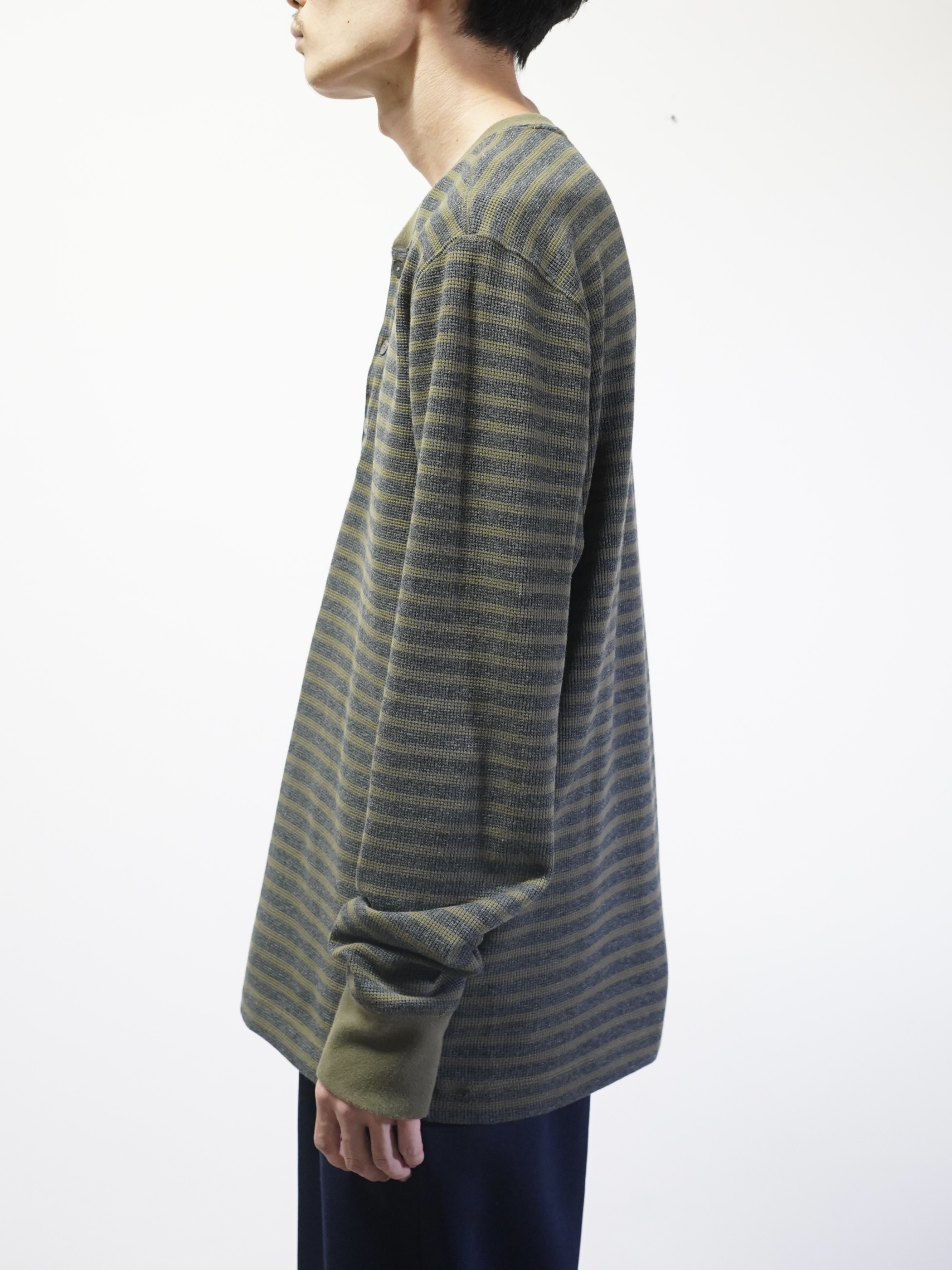 00's BANANA REPUBLIC henry border thermal cut sew