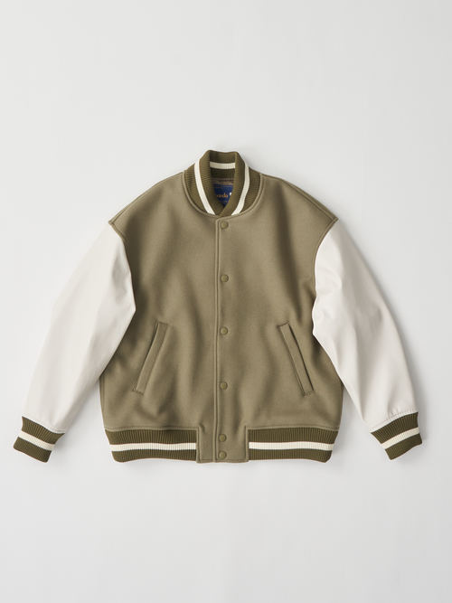 【受注商品】embroidery stadium jacket・KHAKI×IVORY