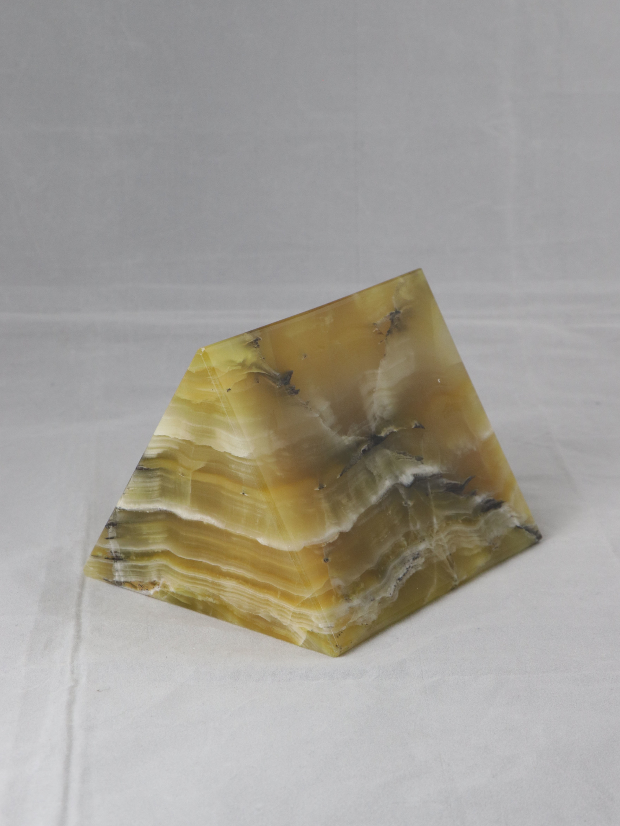 ISHIZO | 三角柱 ニューサンルイスオニックス