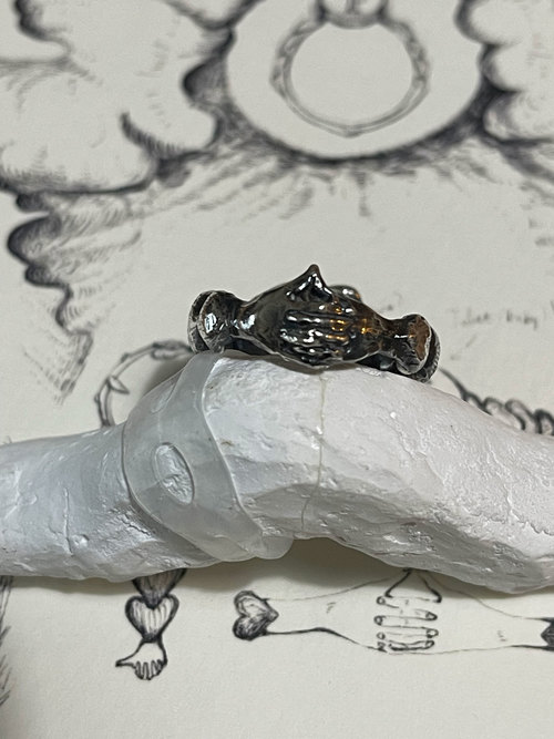 Romeo and Juliet ring