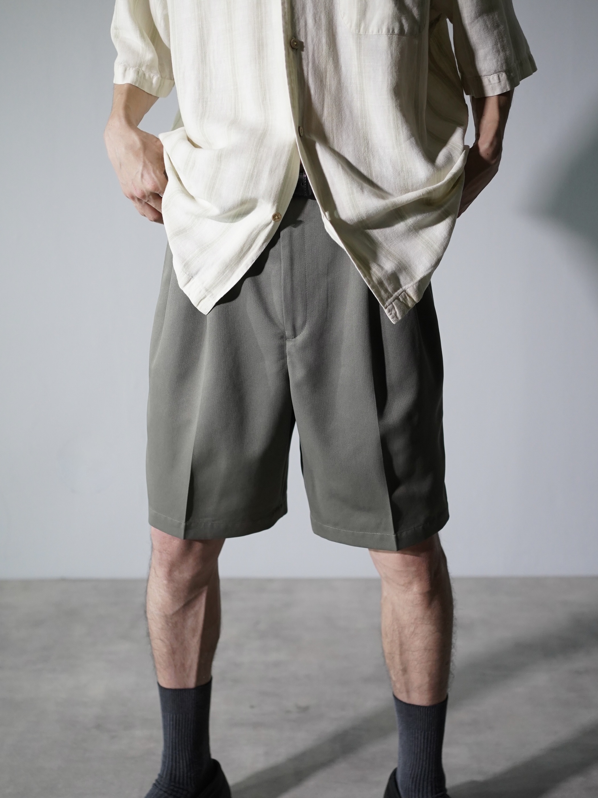 Claiborne Polyester herringbone 2tuck slacks shorts