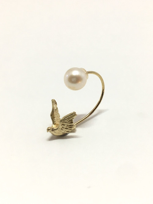 simmon official WEB SHOP BIRD SWING PIERCED EARRING
