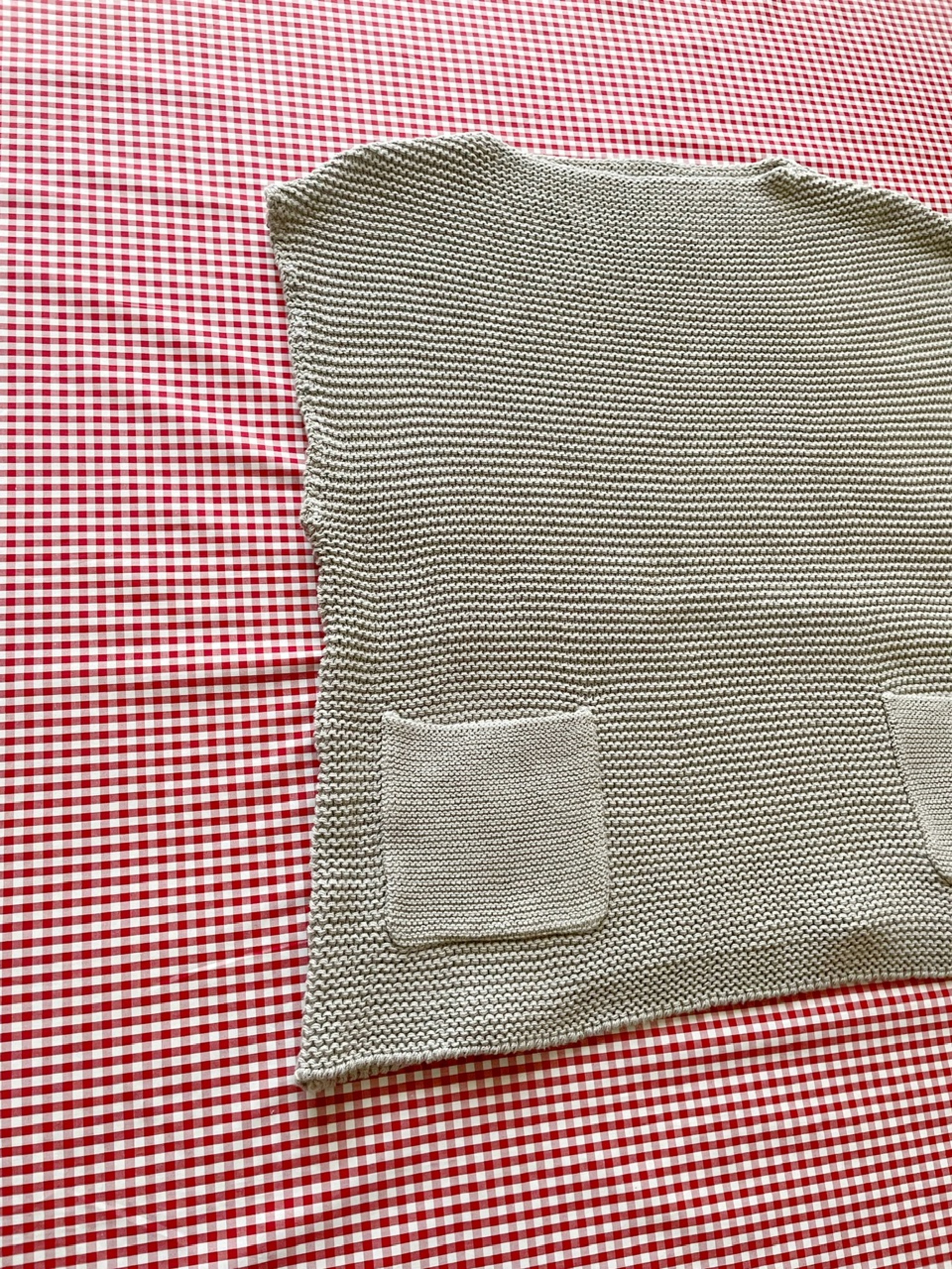 ざっくり手編み風の綿100％ニットベスト