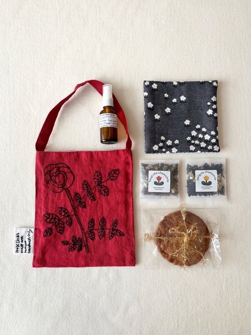 クリスマス限定商品【バラの花ｂｇ赤set】