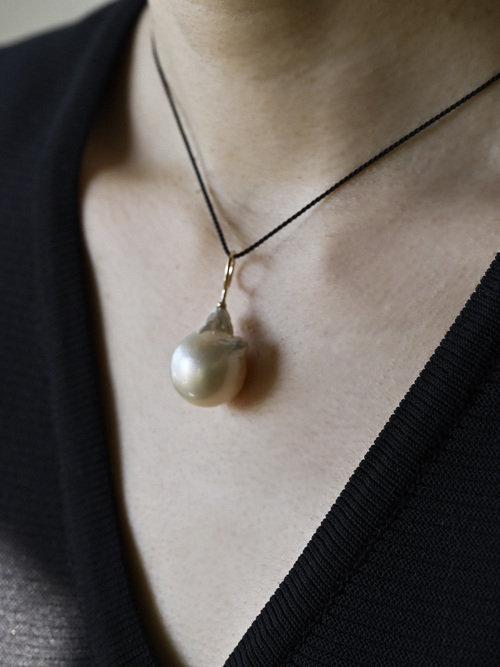 Baroque pearl ネックレス【限定品A】