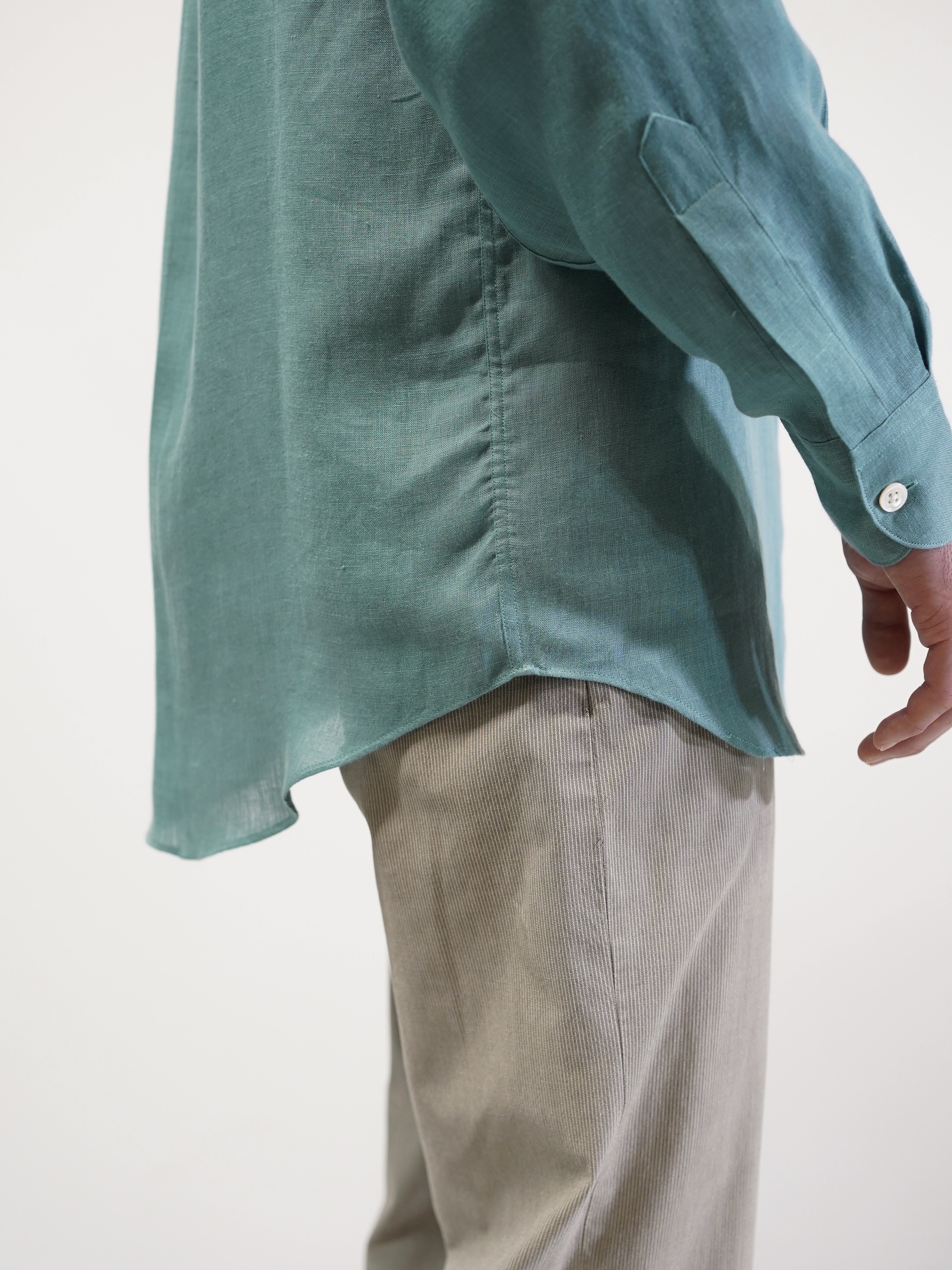 Woven in Ireland OLD SAKS FIFTH AVENUE Linen Dress shirt / Made in Hong Kong