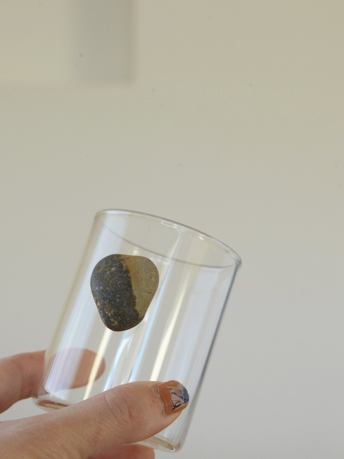 floating stone / 石付きグラス SS3