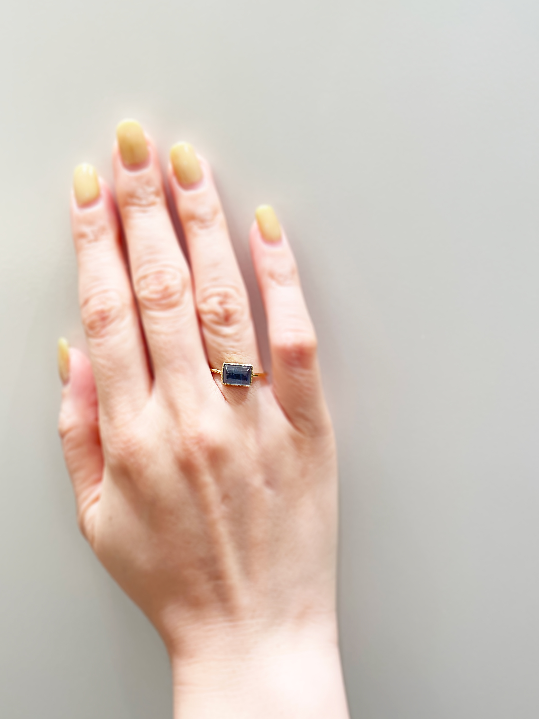 【SOLD OUT】SQUARE KYANITE RING