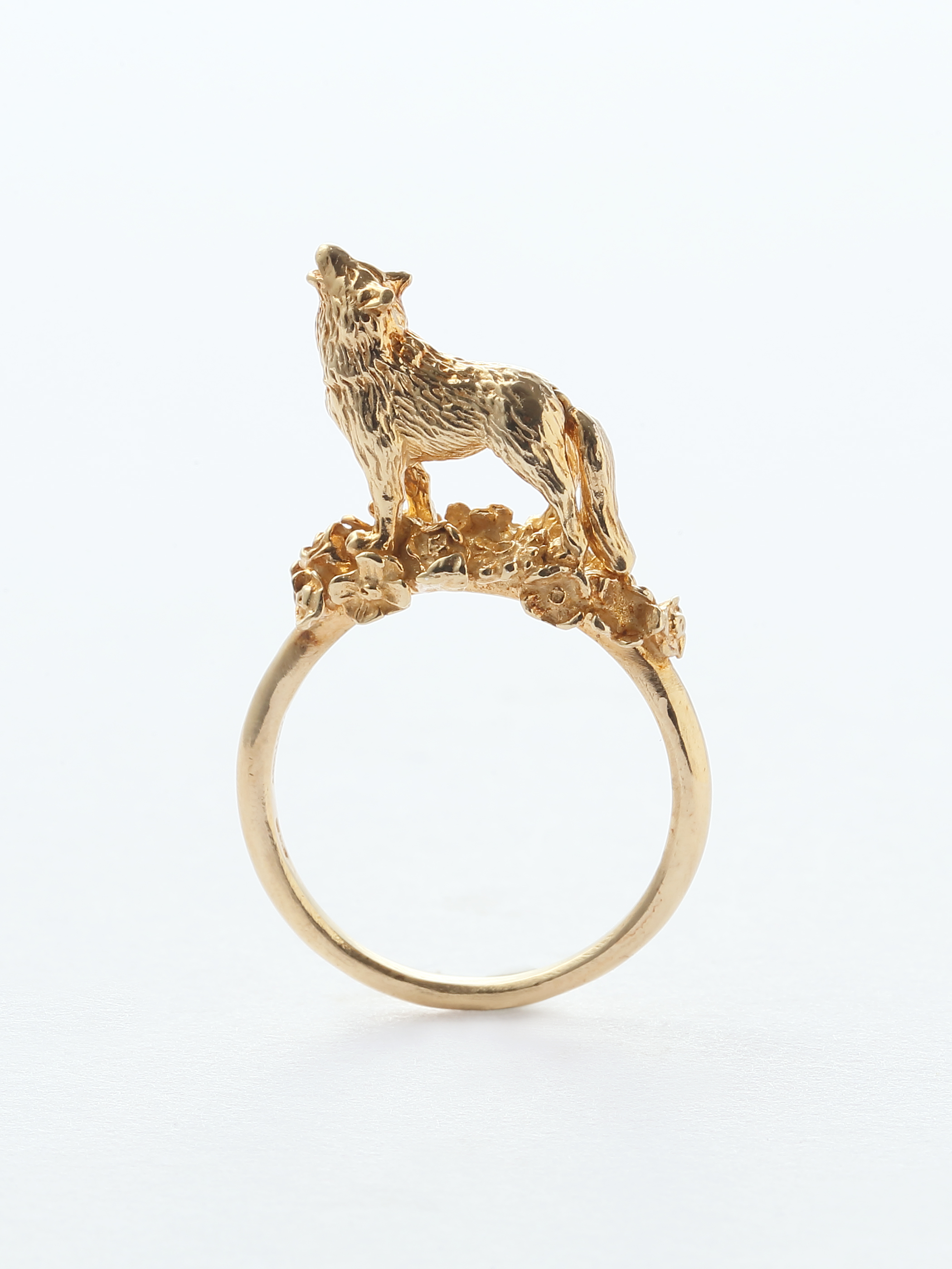 WOLF RING GOLD