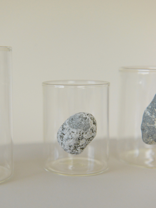 floating stone / 石付きグラス SS2