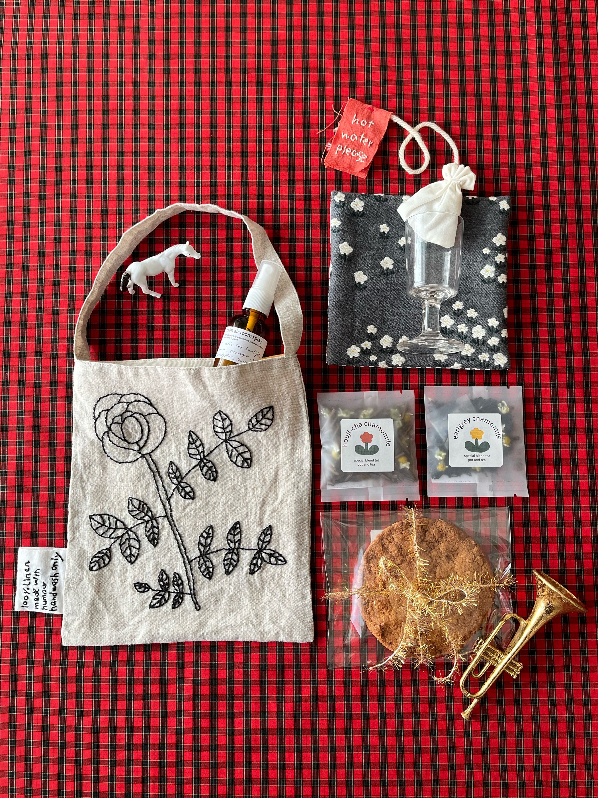 クリスマス限定商品【バラの花ｂｇキナリset】