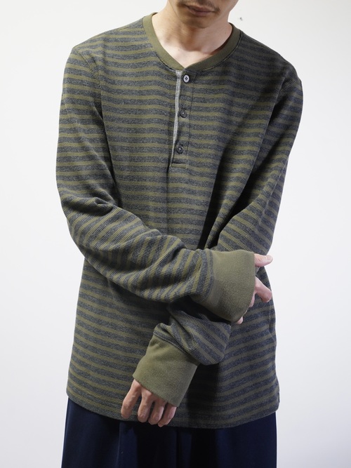 00's BANANA REPUBLIC henry border thermal cut sew