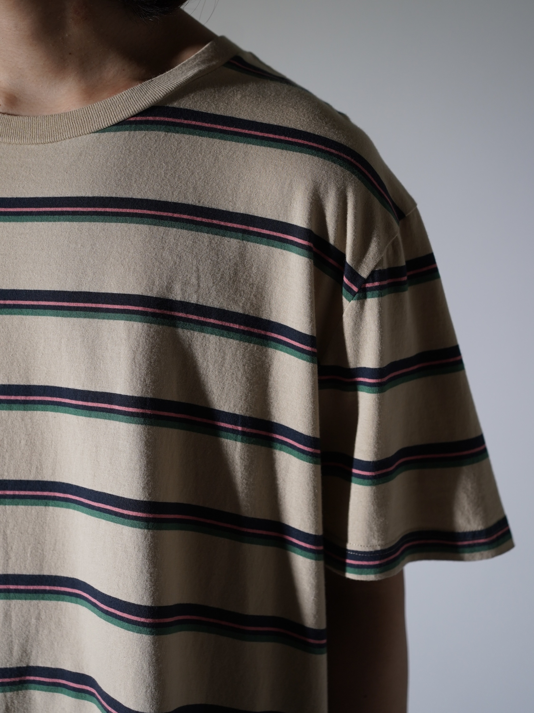 OLD NAVY Border T-shirt / Made in India