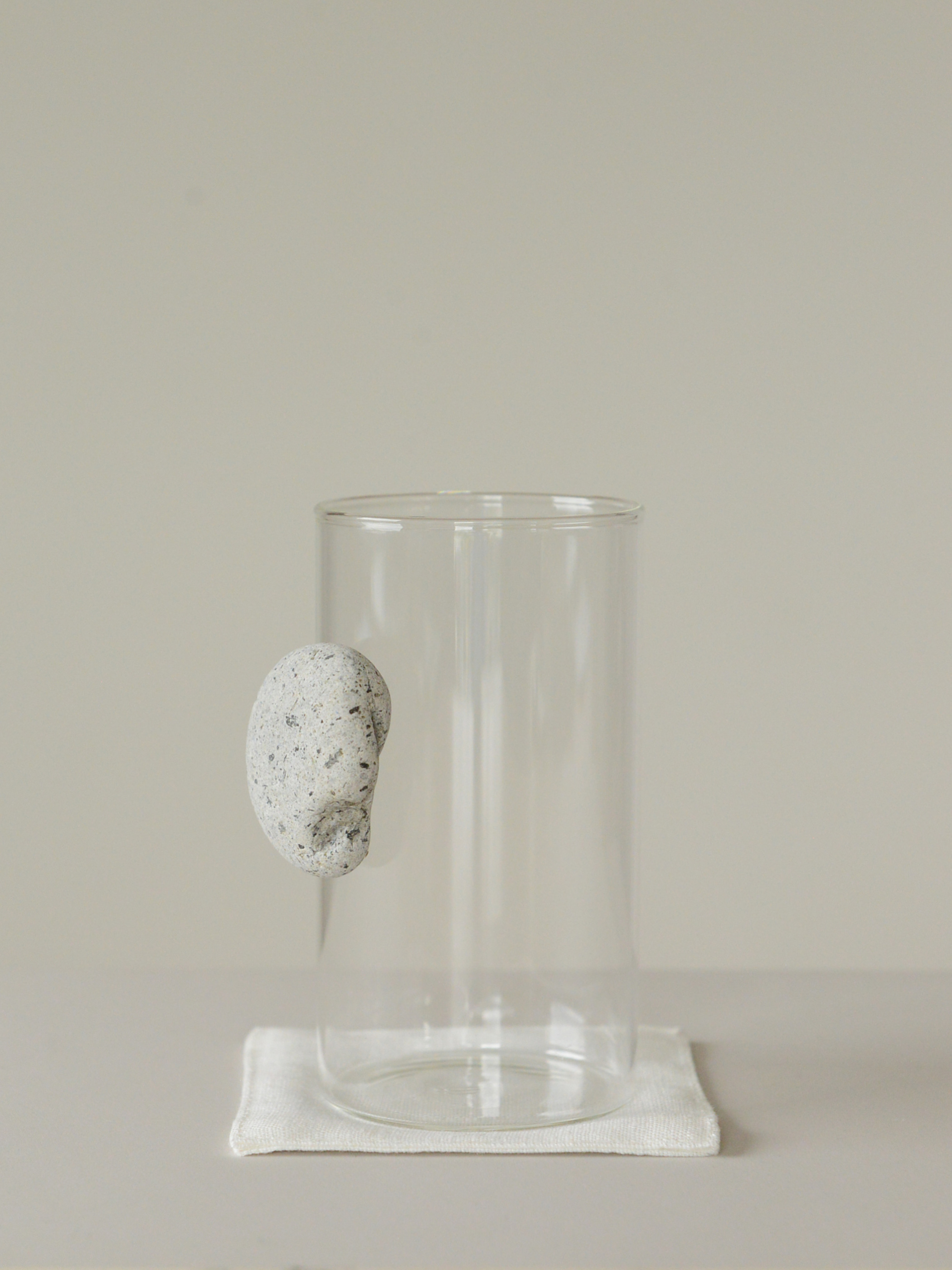 floating stone / 石付きグラス L3
