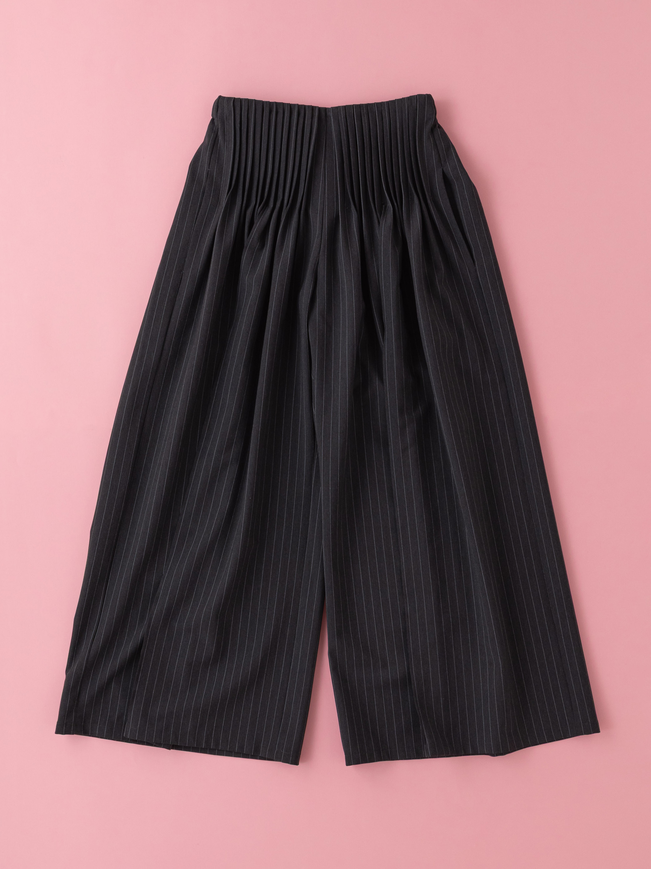 【3月お届け商品】striped pin tuck pants