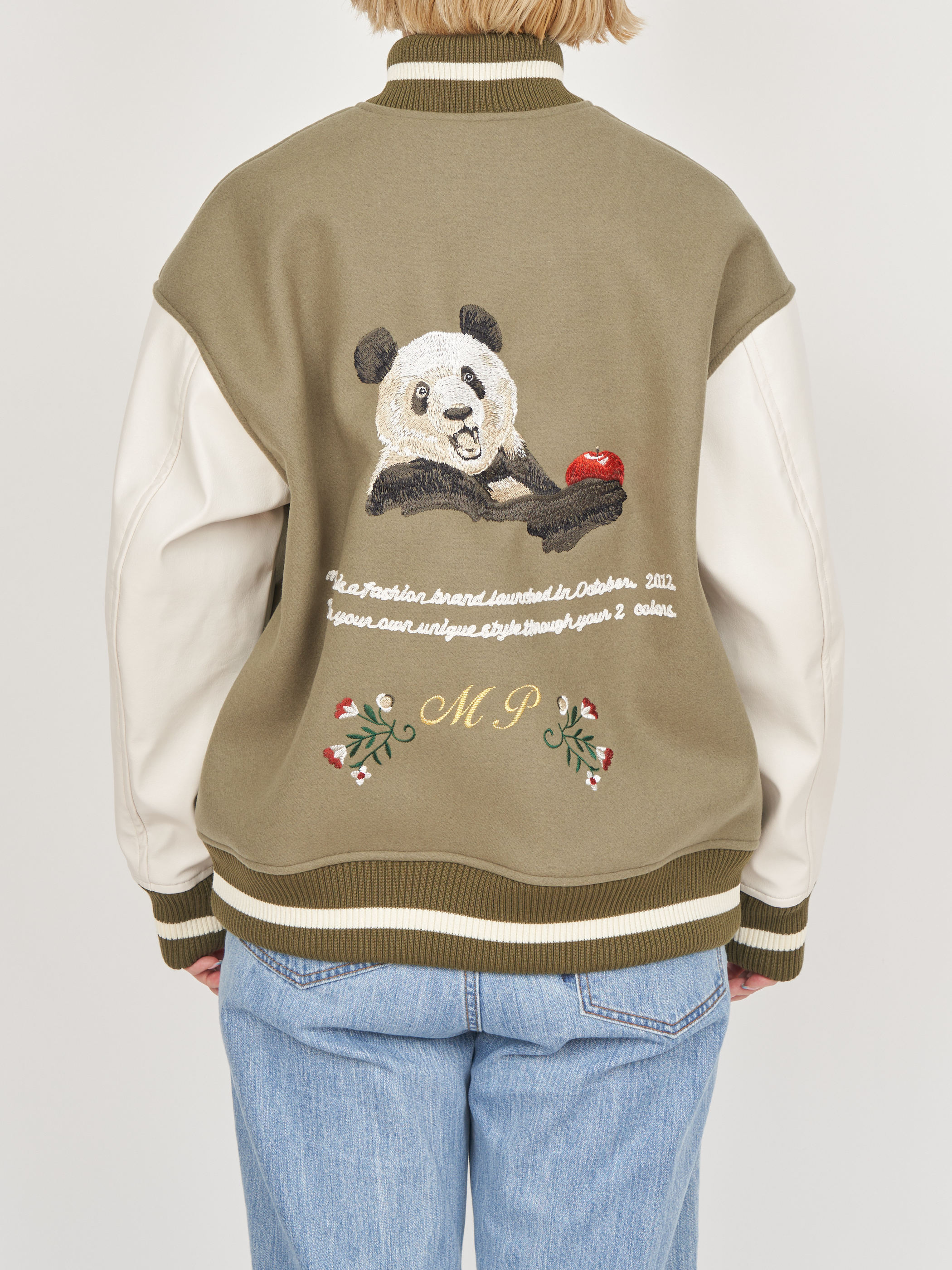 【受注商品】embroidery stadium jacket・KHAKI×IVORY