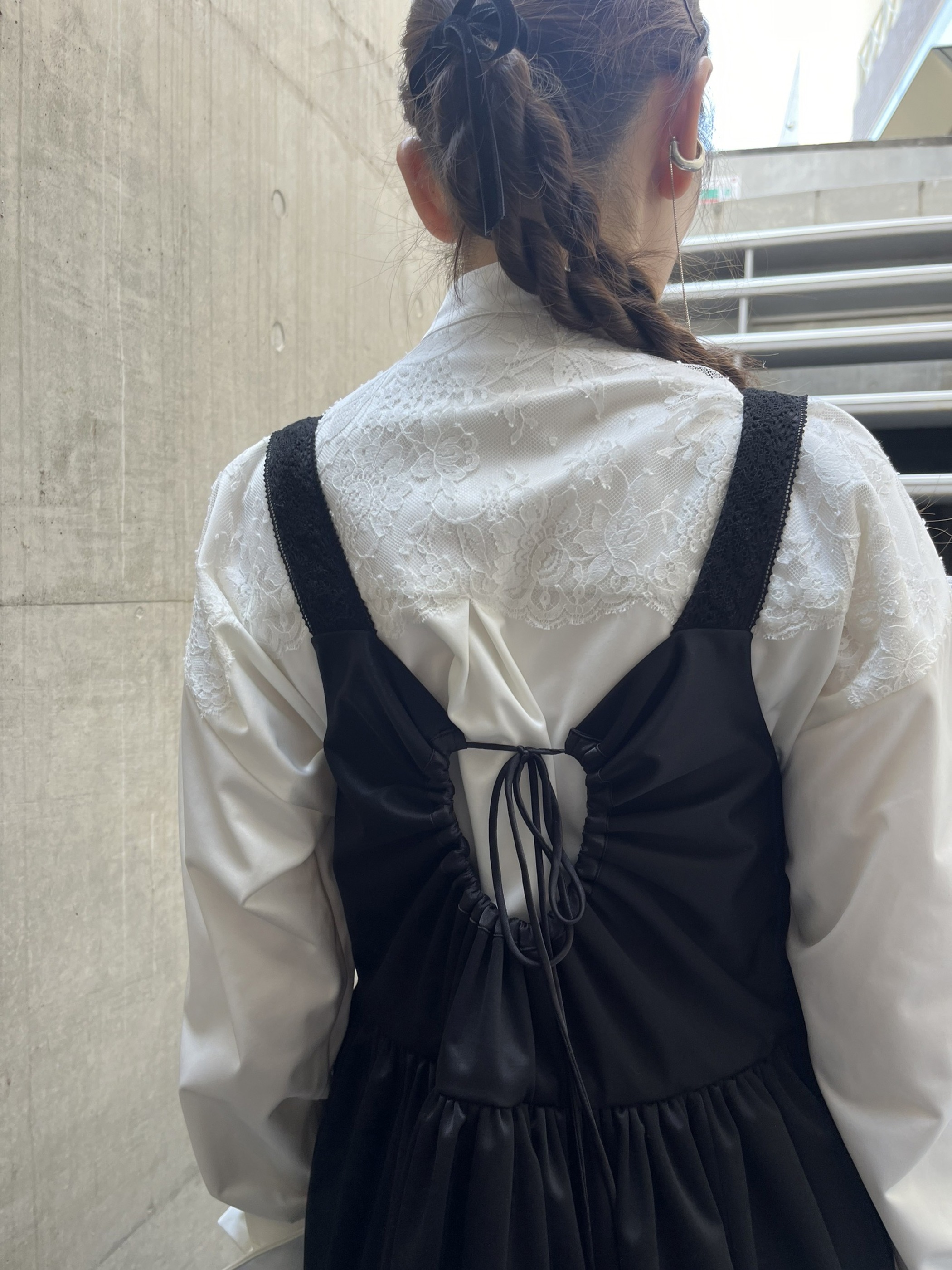 【9月下旬お届け商品】ribbon blouse