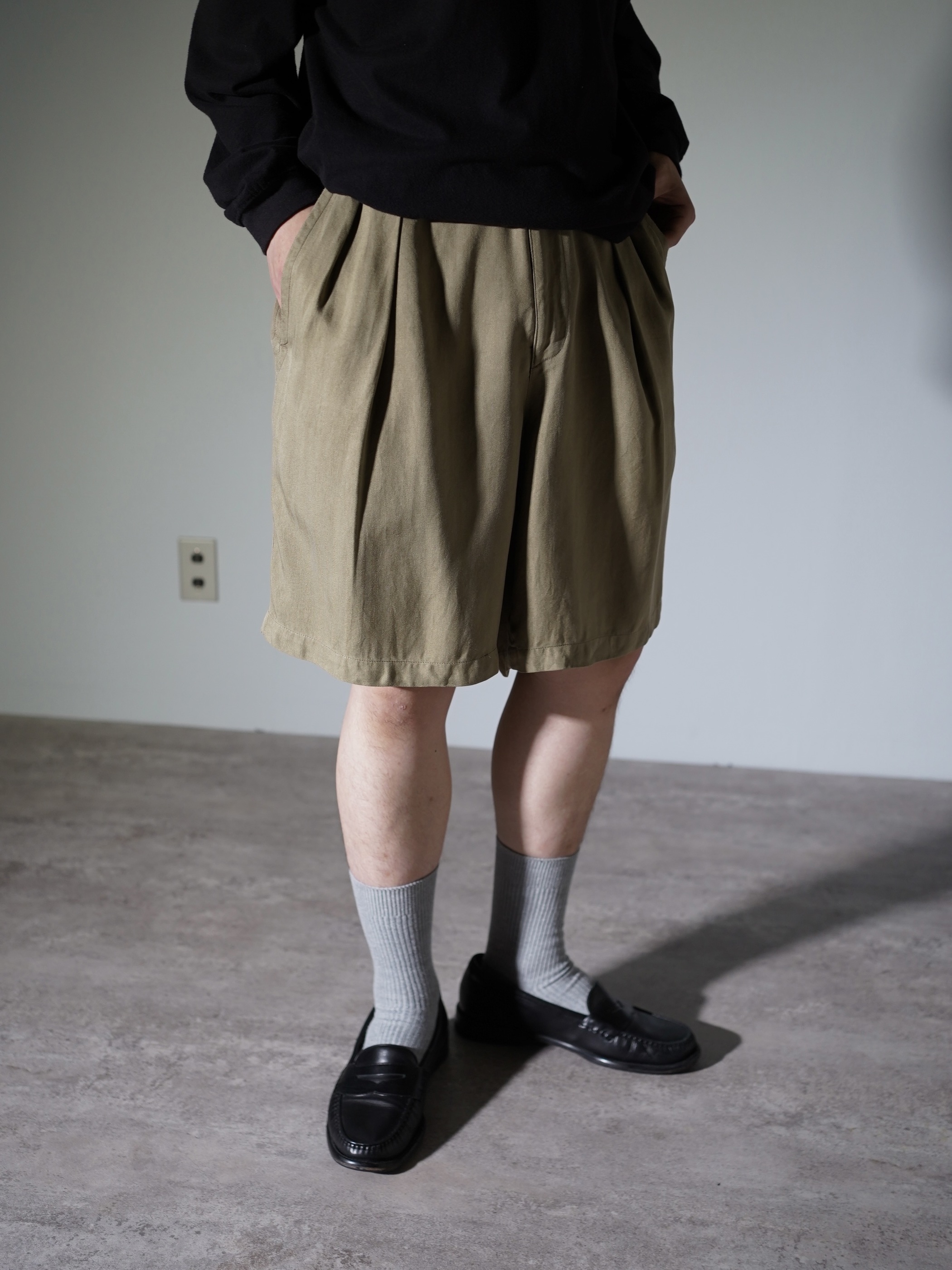 Tommy Bahama 2intuck 100% silk shorts
