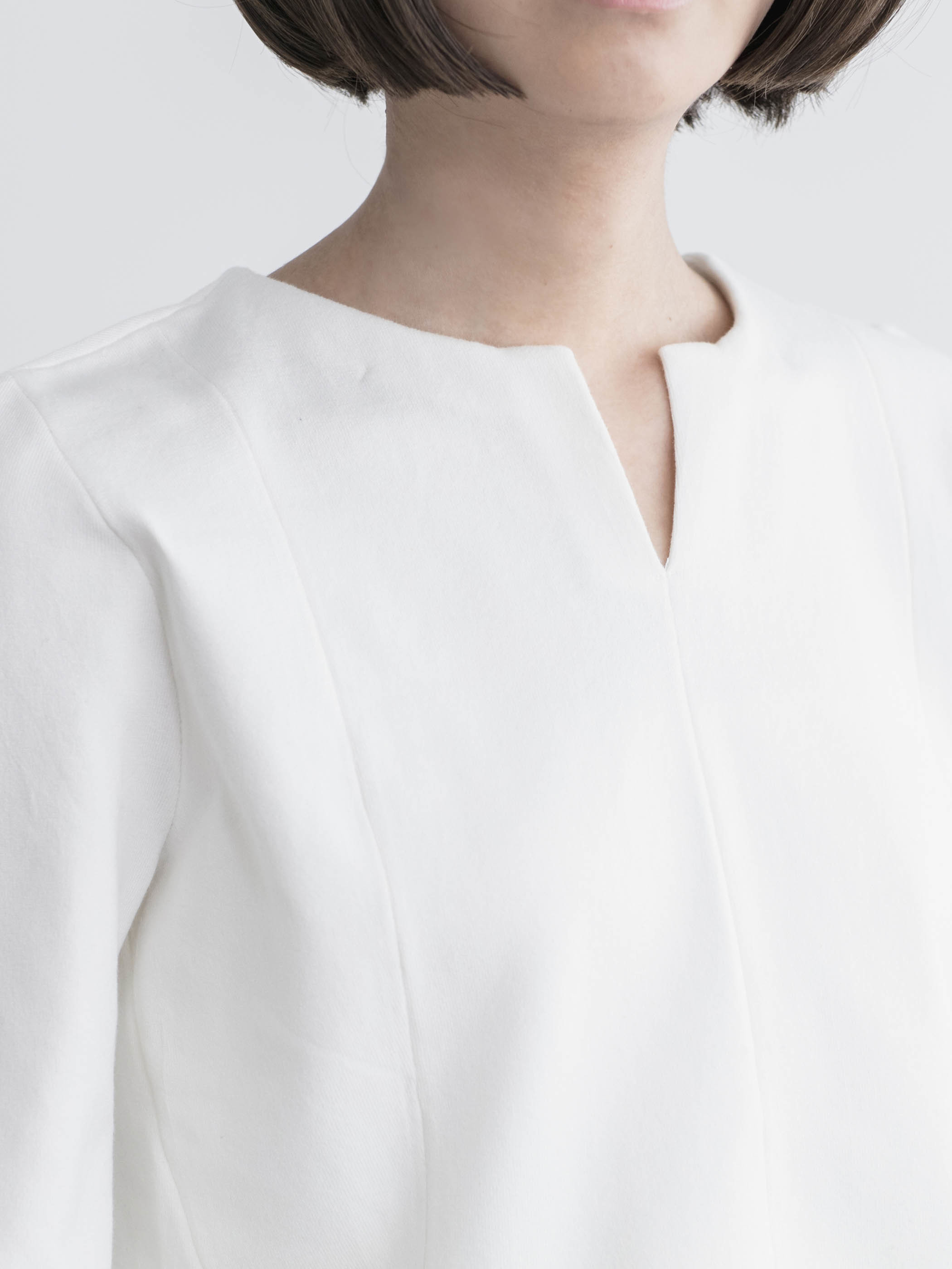 Work Wear collection Women’s V Necked Sweater　White(Vネックセーター・ホワイト)