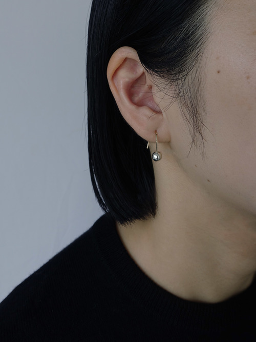 〈FLOW〉dot earring 2