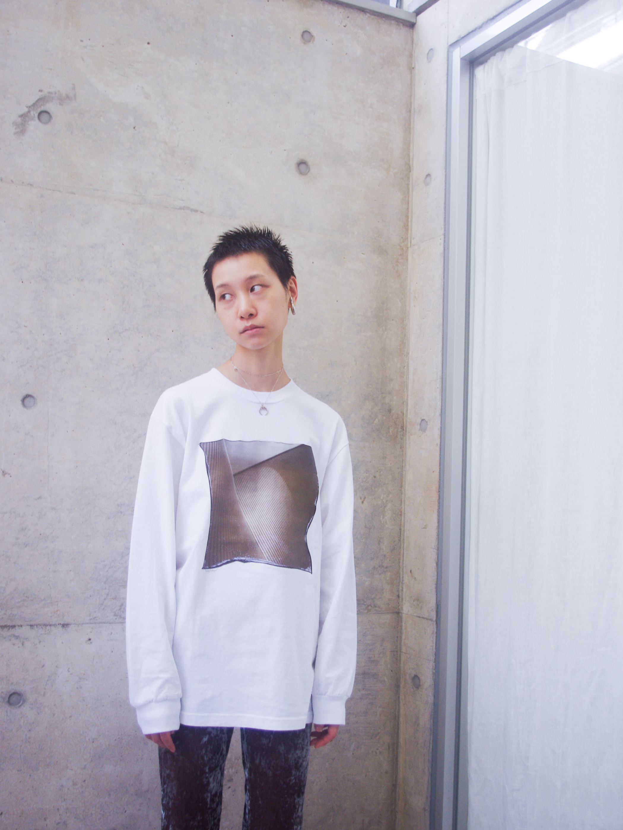 "hazy tokyo" concept photo L/S T-shirt