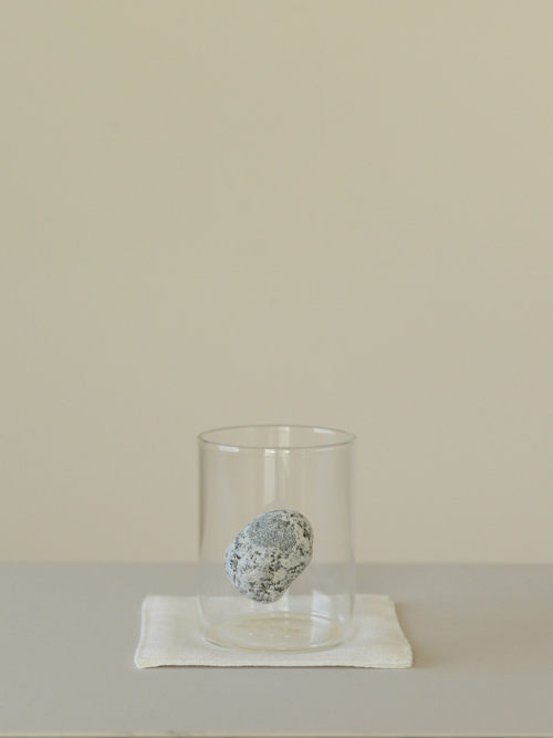 floating stone / 石付きグラス SS2