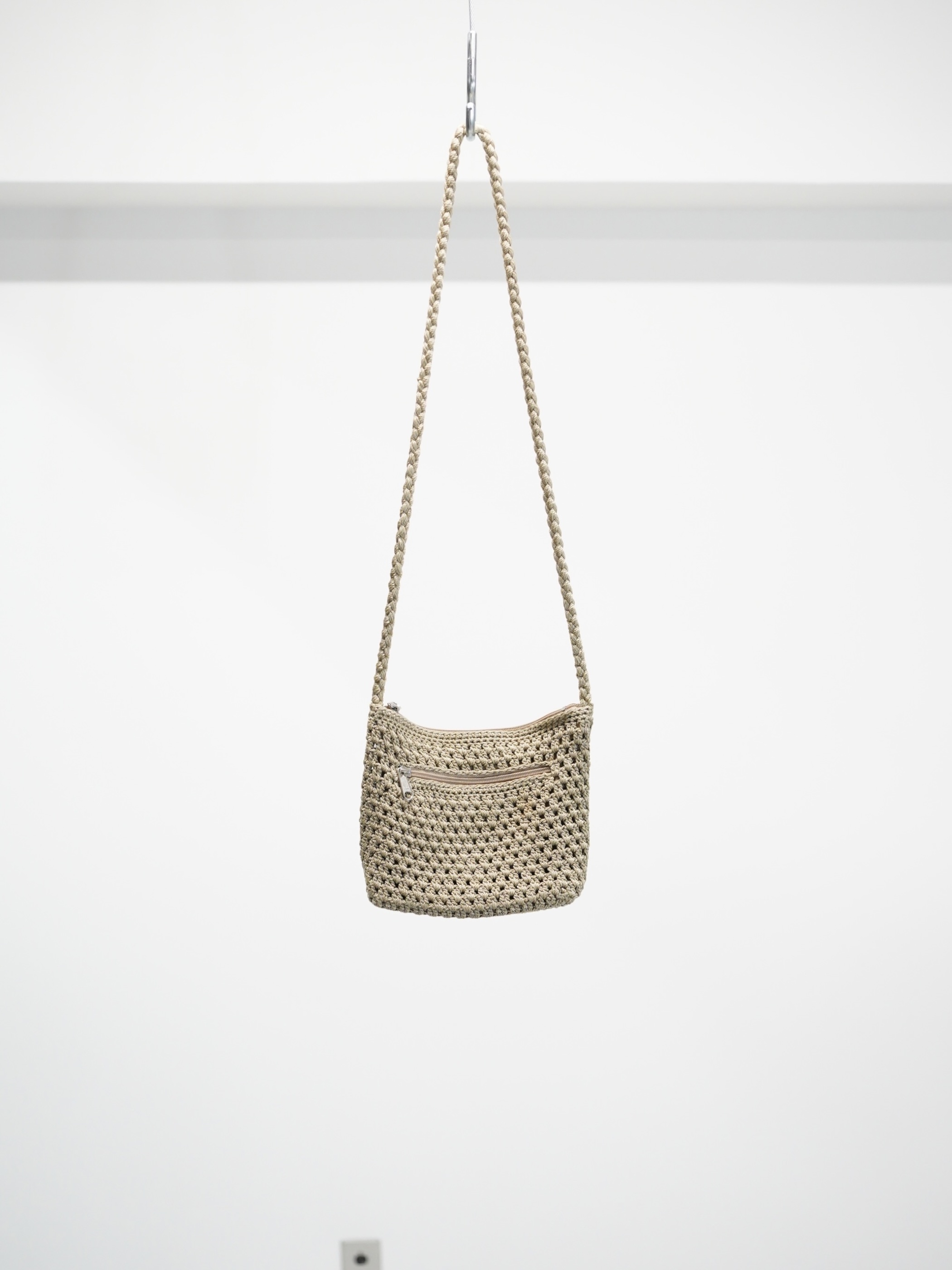 lina crochet pouch