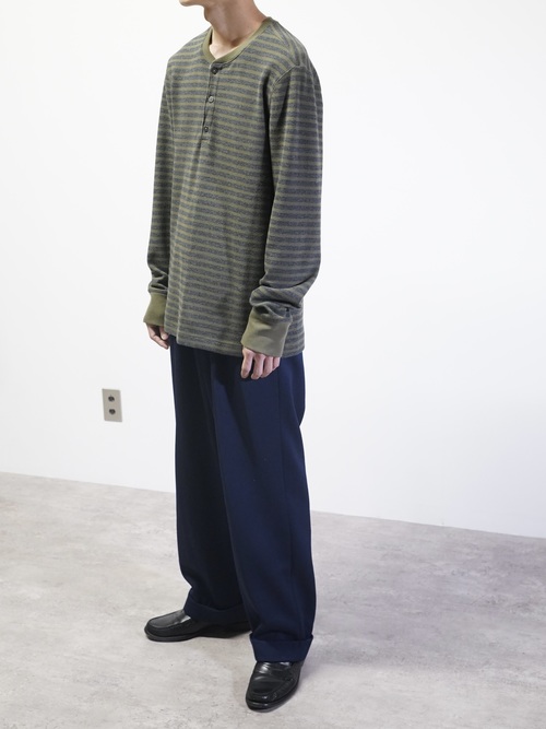 00's BANANA REPUBLIC henry border thermal cut sew