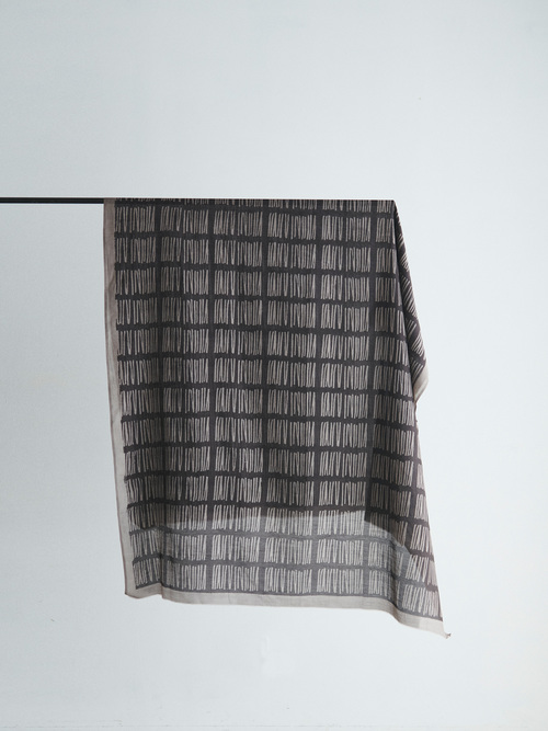  【New】Line Check shawl -Grey-