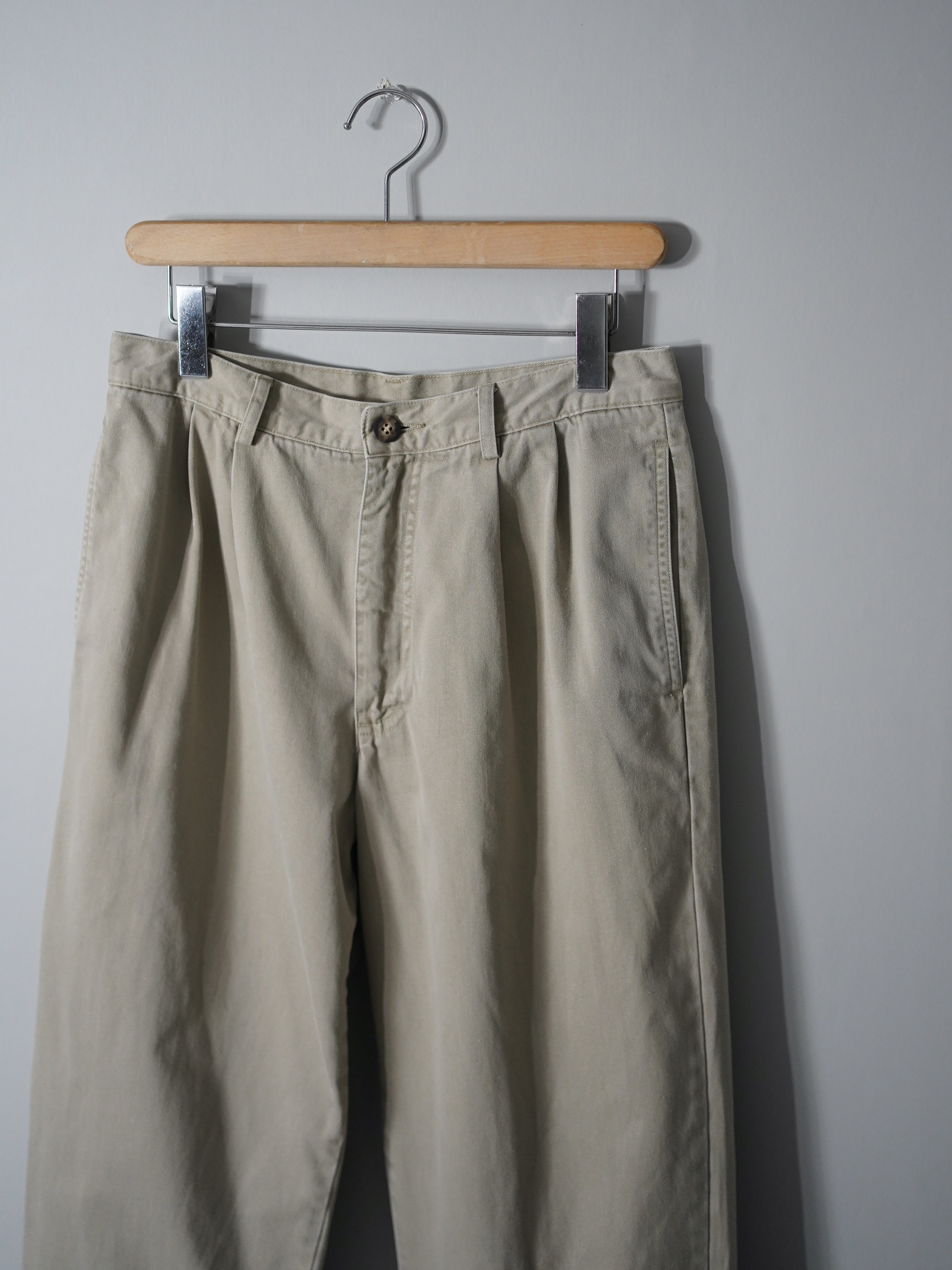 Old GAP 2tuck chino trousers