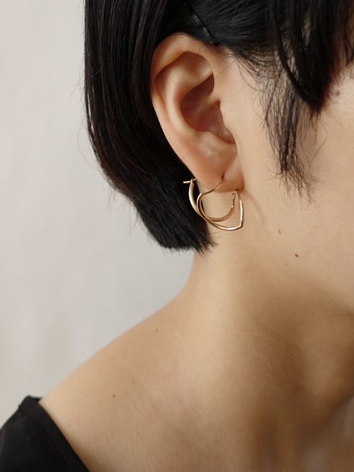 〈ANALYZE〉around earring