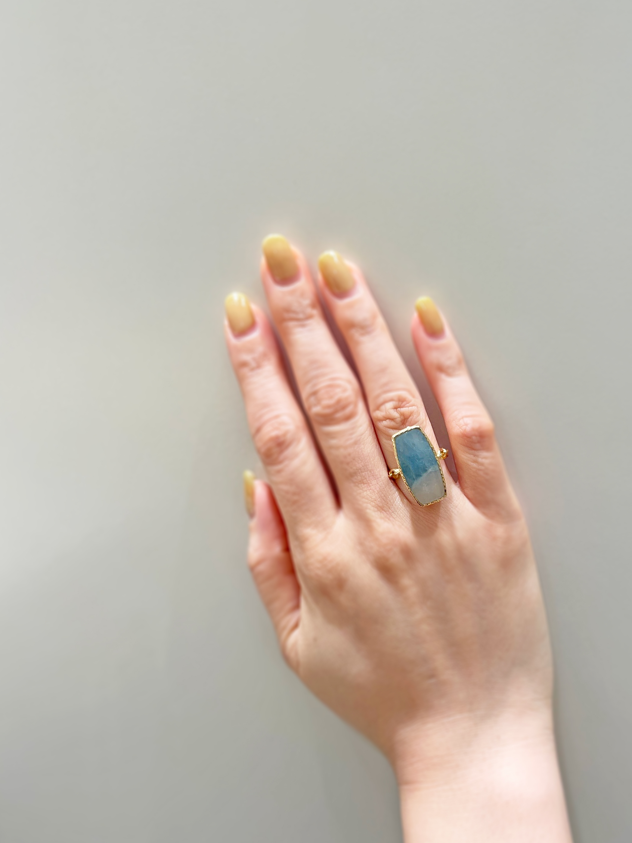 LiniE Official Site | AQUAMARINE INCLUSION SHALLOW RING-SQUARE