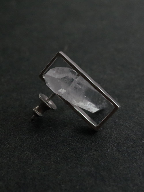 〈INSIDE〉quartz earring M
