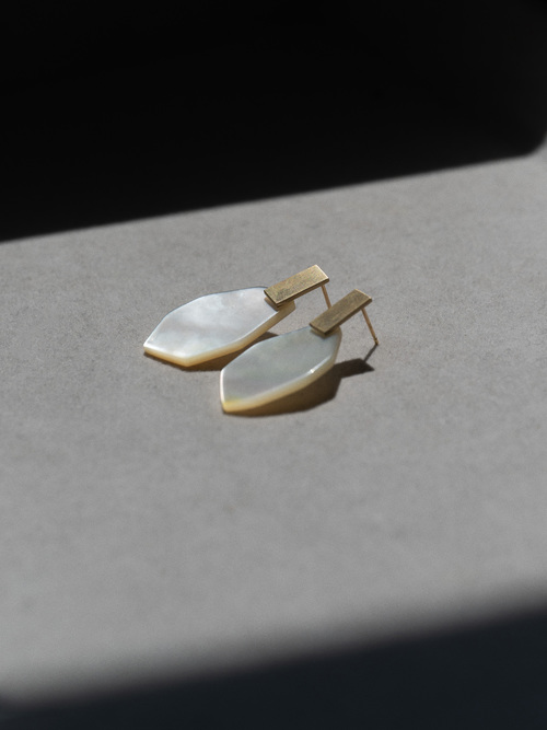 CANDY 白蝶貝 ピアス